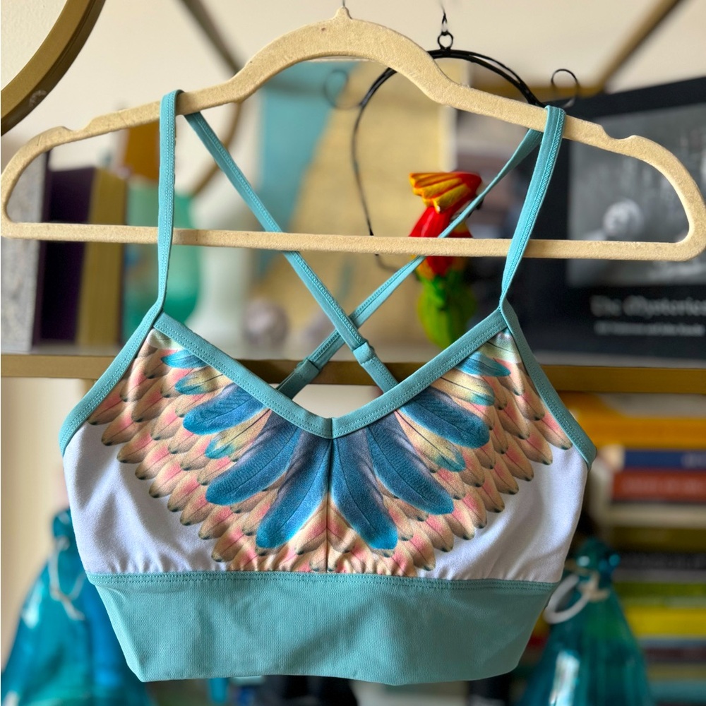 Alo Yoga Aria Bra Green Tropical Feathers XS
